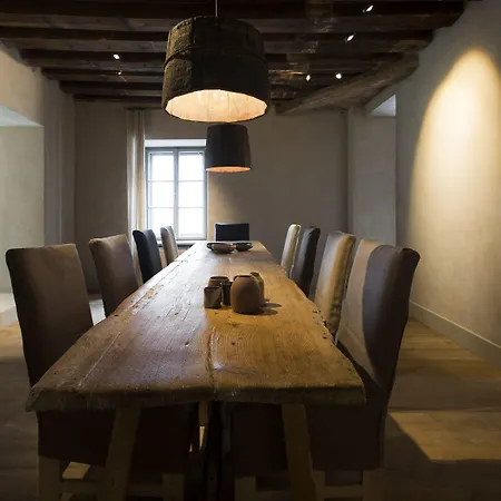 Townhouse Weisses Kreuz Boutiquehotel