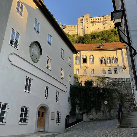 Townhouse Weisses Kreuz Boutiquehotel 3* Salzburgo