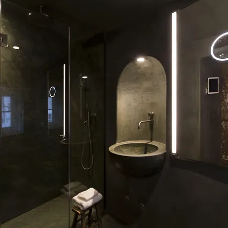 Otel Townhouse Weisses Kreuz Boutiquehotel
