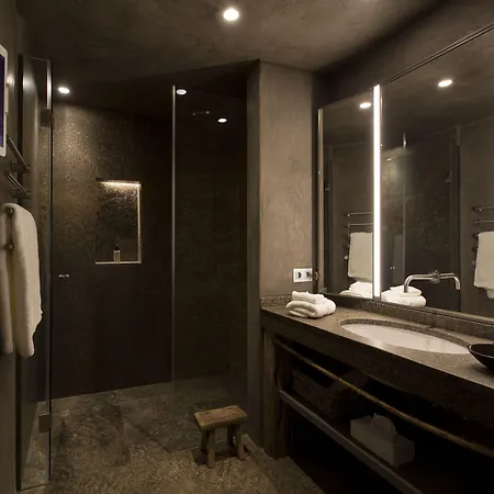 Townhouse Weisses Kreuz Boutiquehotel 3*