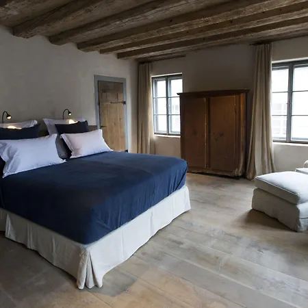 Townhouse Weisses Kreuz Boutiquehotel Salzburg