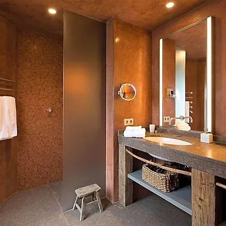 Townhouse Weisses Kreuz Boutiquehotel