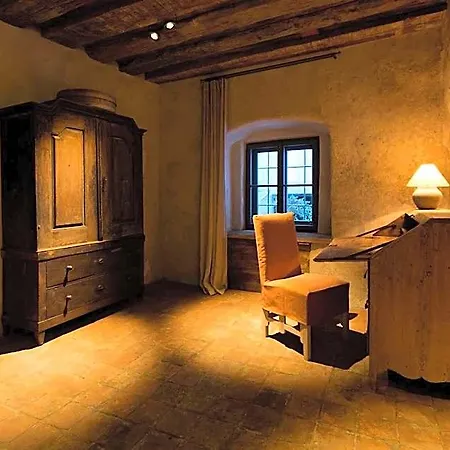 Townhouse Weisses Kreuz Boutiquehotel Hotel 3*
