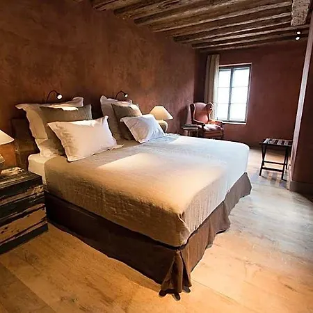 Townhouse Weisses Kreuz Boutiquehotel