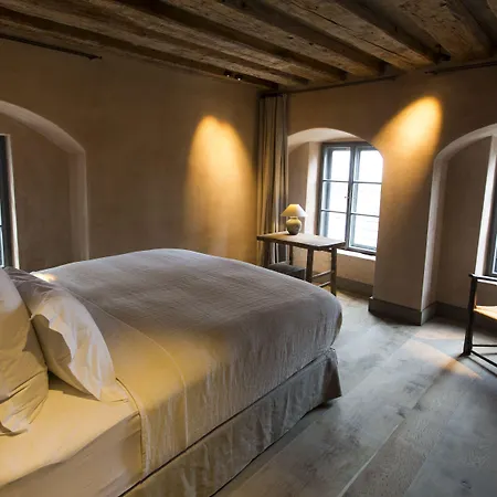 Hotell Townhouse Weisses Kreuz Boutiquehotel 3*