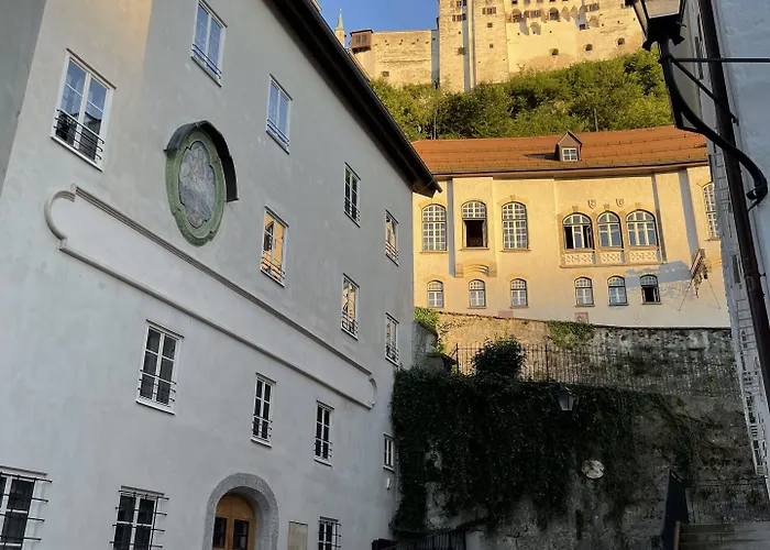 Townhouse Weisses Kreuz Boutiquehotel 3* Salzburg