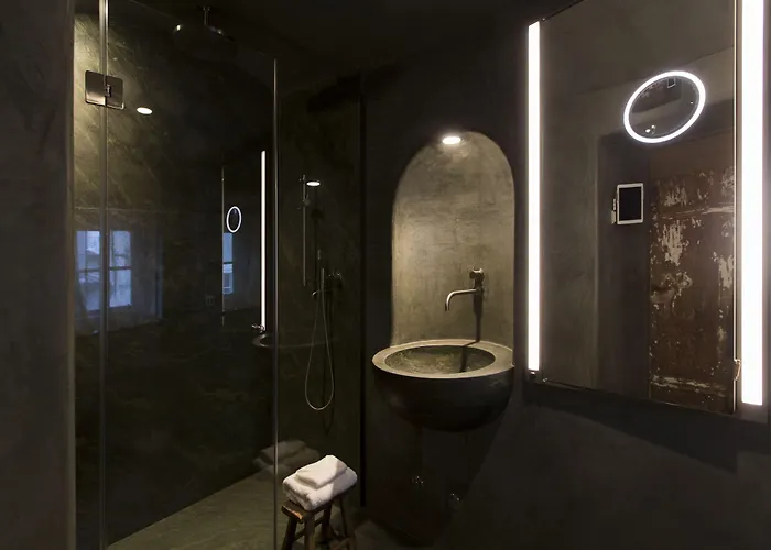 Hotell Townhouse Weisses Kreuz Boutiquehotel