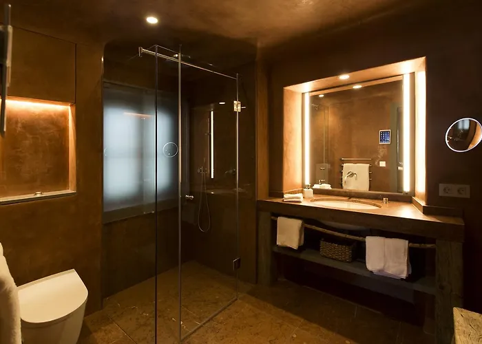 Townhouse Weisses Kreuz Boutiquehotel Salzburg